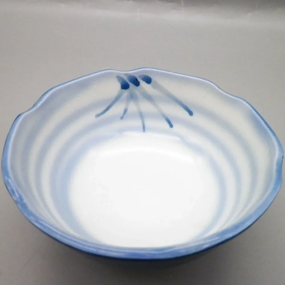 Japanese Ceramic Kobachi Rice Bowl Blue Brushstroke Design Scalloped Rim & Spoon